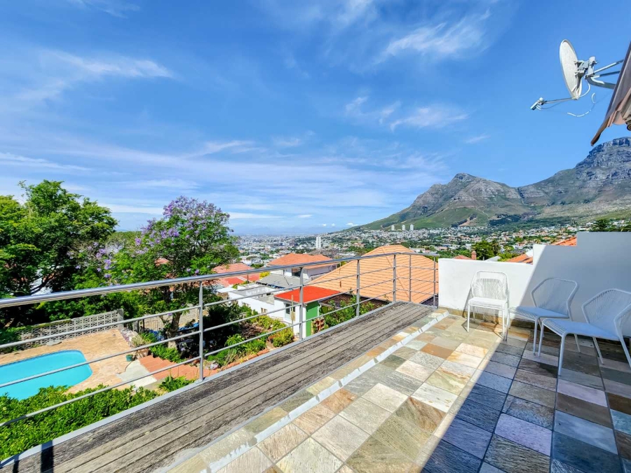 To Let 4 Bedroom Property for Rent in Tamboerskloof Western Cape